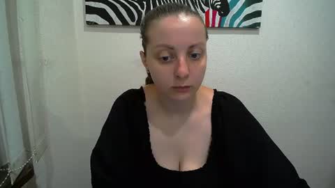 Snapshot of _annabelle_lee chatting on 07.07.26 Anna online show from 07.07.26