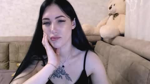 Anna online show from 04.10.26