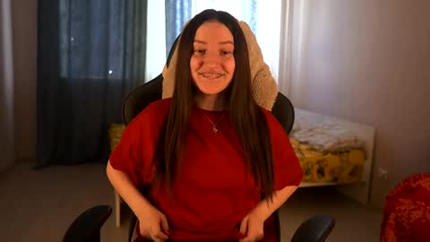 Snapshot of _annieone chatting on 02.17.25 Anna online show from 02.17.25