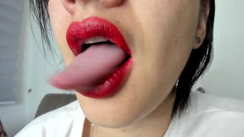 antonia online show from 12.24.24