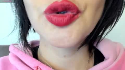 antonia online show from 02.10.25