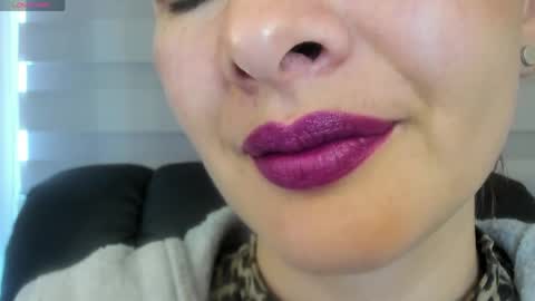 antonia online show from 04.10.26