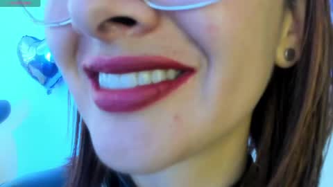 Snapshot of _antomouth_paradise chatting on 05.18.26 antonia online show from 05.18.26