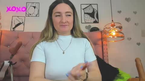 _antonella_11 online show from 10.10.25