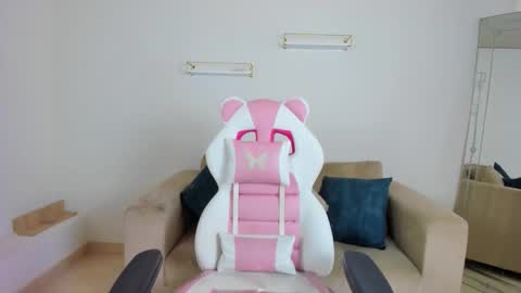 Snapshot of _april_smith_ chatting on 02.02.26 online show from 02.02.26