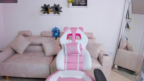    online show from 05.12.26