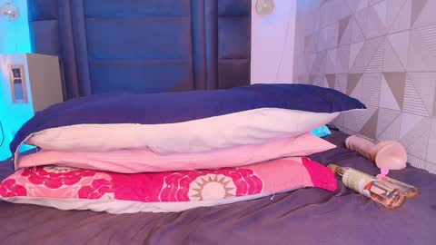 Arlet online show from 01.29.25