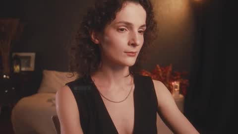 Snapshot of _arta_ chatting on 11.22.25 ARTA online show from 11.22.25