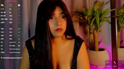 Snapshot of _artemish__ chatting on 09.19.25 online show from 09.19.25