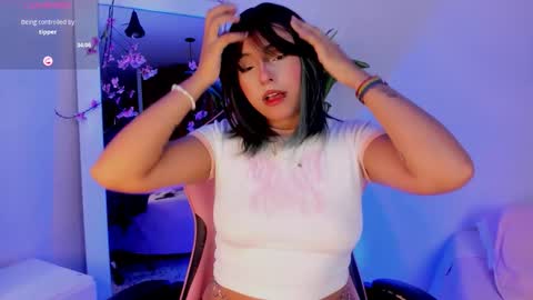 Snapshot of _artemish__ chatting on 11.14.25 online show from 11.14.25