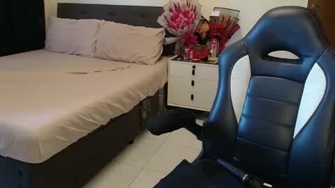 Angie online show from 02.20.26