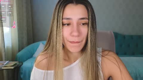 _aura_18 online show from 04.07.26