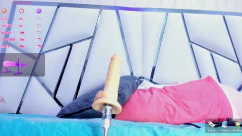 Snapshot of _aurora18 chatting on 02.11.25 Aura online show from 02.11.25