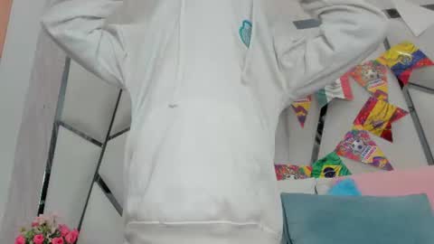 Aura online show from 07.07.26