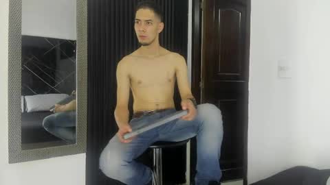 _axel_09 online show from 04.19.26