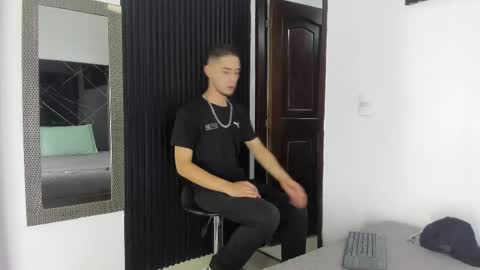 _axel_09 online show from 04.21.26