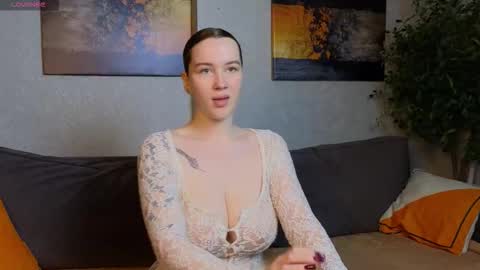 Jess online show from 11.22.25