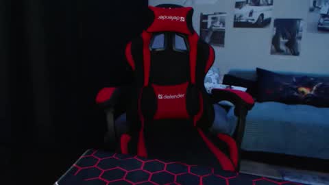 Snapshot of _badkarma_ chatting on 10.02.25 Tiffany online show from 10.02.25