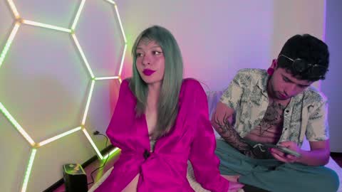 Snapshot of _baterchatur chatting on 01.12.25 Lunita online show from 01.12.25