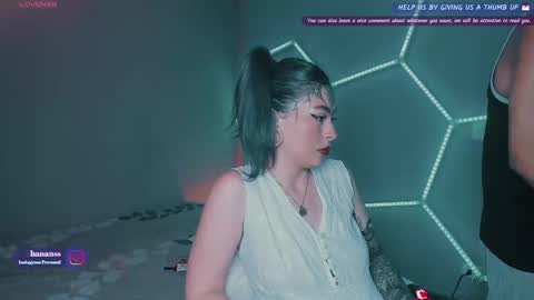 Snapshot of _baterchatur chatting on 02.20.25 Lunita online show from 02.20.25