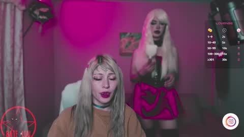 Snapshot of _baterchatur chatting on 10.08.25 Lunita online show from 10.08.25