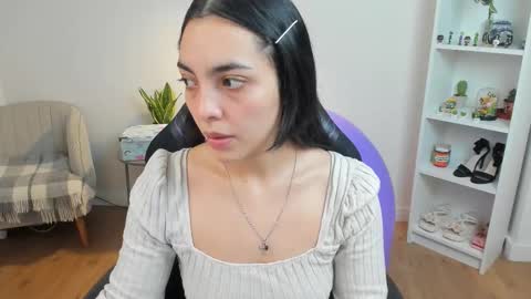 Bella Evans online show from 01.13.26