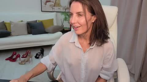 Beylly online show from 09.24.25