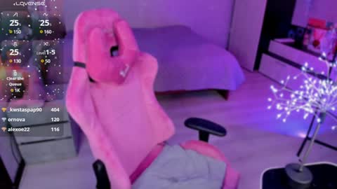 Olivia Subscribe to my Fansly -   online show from 01.24.25