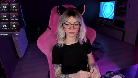 Olivia Subscribe to my Fansly -   online show from 02.14.26