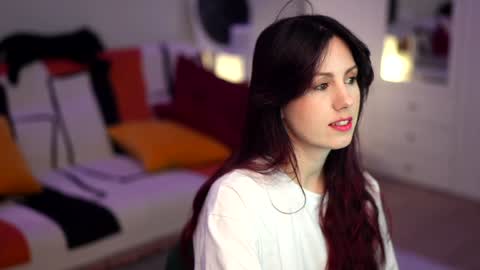 Lili online show from 12.22.25