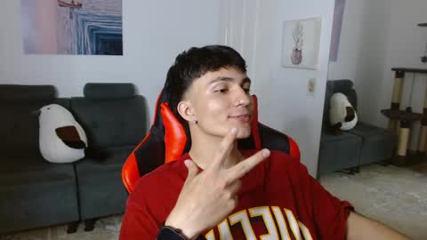 Snapshot of _blakee chatting on 03.11.25 B L A K E online show from 03.11.25