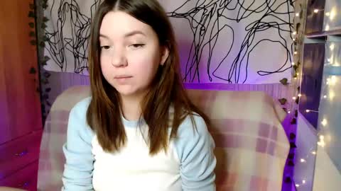 Snapshot of _blonde_barbie_ chatting on 04.30.26 Elizabeth online show from 04.30.26