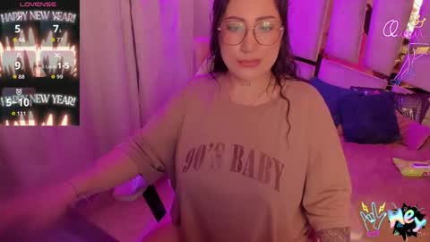 Angie  Independent model online show from 04.15.26