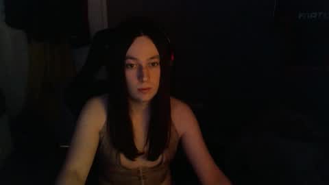 Snapshot of _brodie_x chatting on 03.30.26 Bella online show from 03.30.26