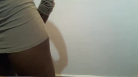 Snapshot of _bunny_b chatting on 02.08.25 I will be back soon online show from 02.08.25