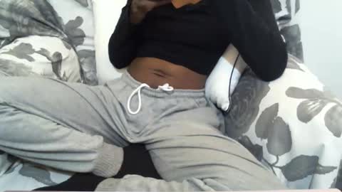 Snapshot of _bunny_b chatting on 02.20.25 I will be back soon online show from 02.20.25