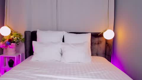 Snapshot of _carlawhite_ chatting on 02.18.25 _carlawhite_ online show from 02.18.25