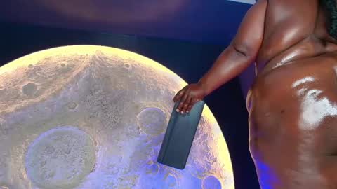 Caro. online show from 04.18.26