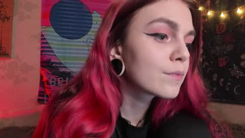 Snapshot of _caroline_coy chatting on 02.01.25 Caroline online show from 02.01.25