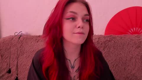 Caroline online show from 04.10.26