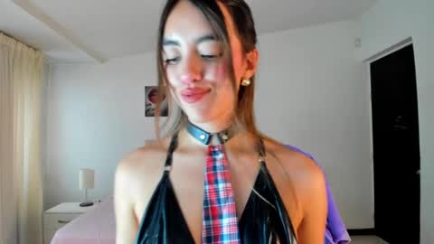 Charlote online show from 02.18.25