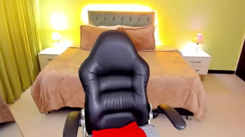 Charlote online show from 09.13.25