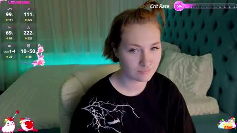 Snapshot of _chlo_e chatting on 02.21.25 Alisa NO NUDE online show from 02.21.25