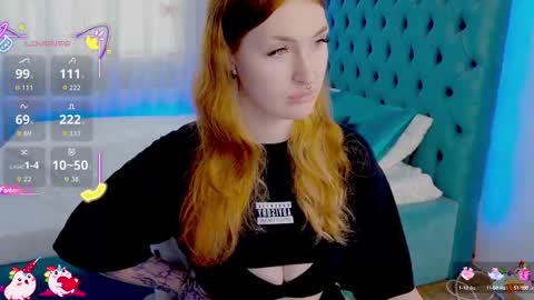 Snapshot of _chlo_e chatting on 09.10.25 Alisa NO NUDE online show from 09.10.25