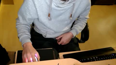 Snapshot of _chris_87 chatting on 02.18.25 chris 87 online show from 02.18.25