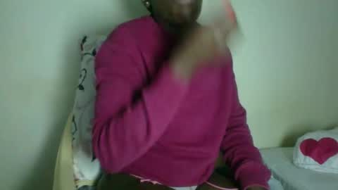 Snapshot of _clara01 chatting on 11.19.25 clara online show from 11.19.25