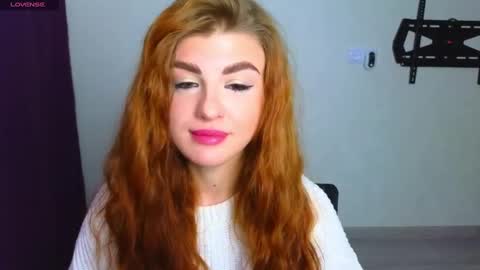 Snapshot of _comefeelme_ chatting on 02.14.25 D online show from 02.14.25