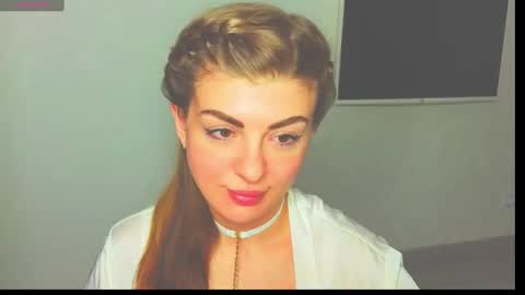 Snapshot of _comefeelme_ chatting on 03.05.25 D online show from 03.05.25