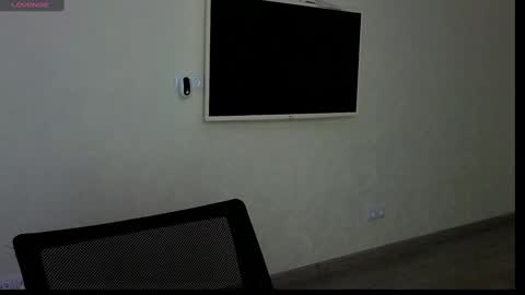 Snapshot of _comefeelme_ chatting on 03.06.25 D online show from 03.06.25