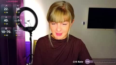 Snapshot of _comefeelme_ chatting on 12.22.25 D online show from 12.22.25